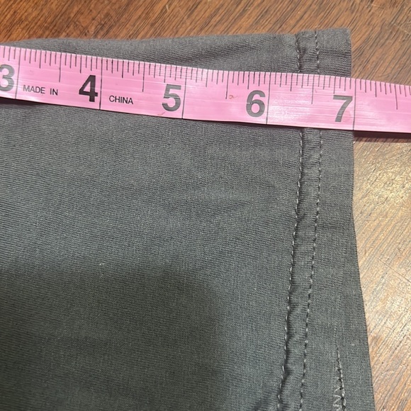 Chevy Trucks Logo T Shirt Gray and Cream Gildan NWOT Sz M - Picture 9 of 9